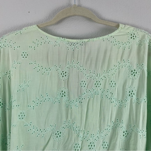 Young Fabulous & Broke Balloon Sleeve Mint Green Eyelet Wrap Top - Picture 7 of 9